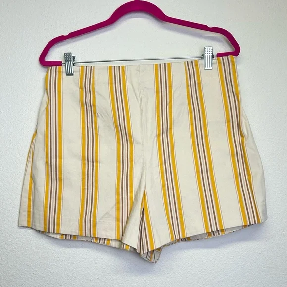 New! Abercrombie & Fitch Yellow Striped Pull On High Waist Side Zipper Shorts LG - Picture 2 of 9